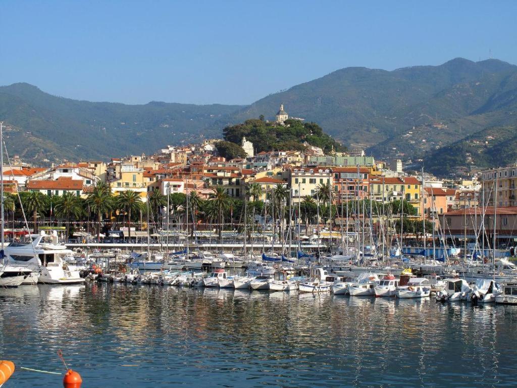 Casa Vacanza Rossella Sanremo Esterno foto